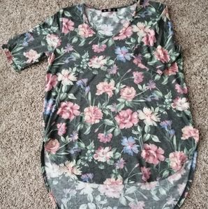 Floral High-Low Top